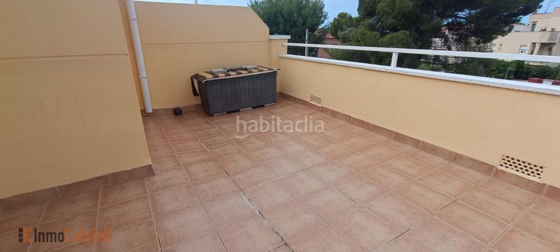 Foto c1441acb-41c7-4501-a5bb-e71b38355dea. Casa adossada amb calefacció aparcament a Segur de Calafell nucli urbà Segur de Calafell