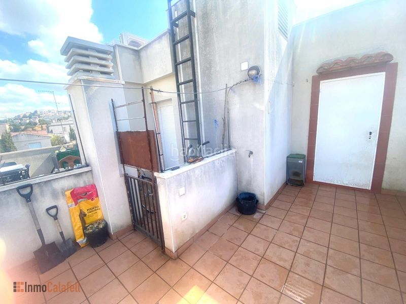 Foto f936f920-c13d-482f-a2c4-96fb10c1d1c7. Àtic amb aparcament piscina a Segur de Calafell nucli urbà Segur de Calafell
