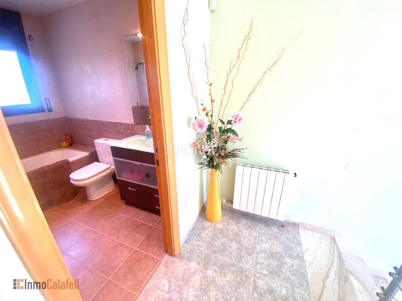 Foto 514b9124-cd9c-43cd-a14f-60e22ab20e98. Casa amb calefacció aparcament piscina a Valldemar-Montmar Segur de Calafell