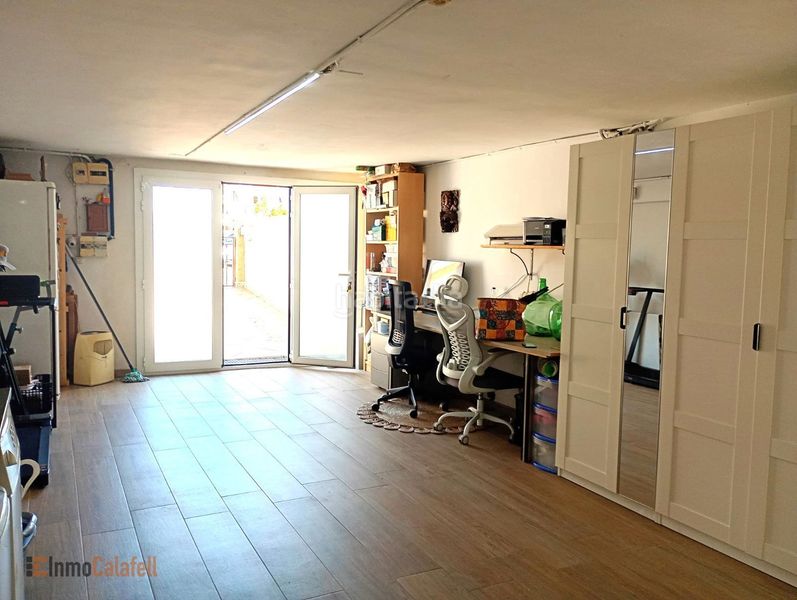 Foto 86d0e2e3-d2a9-4f26-9c48-c49d169b74c3. Casa adossada amb aparcament a Cunidor Cunit