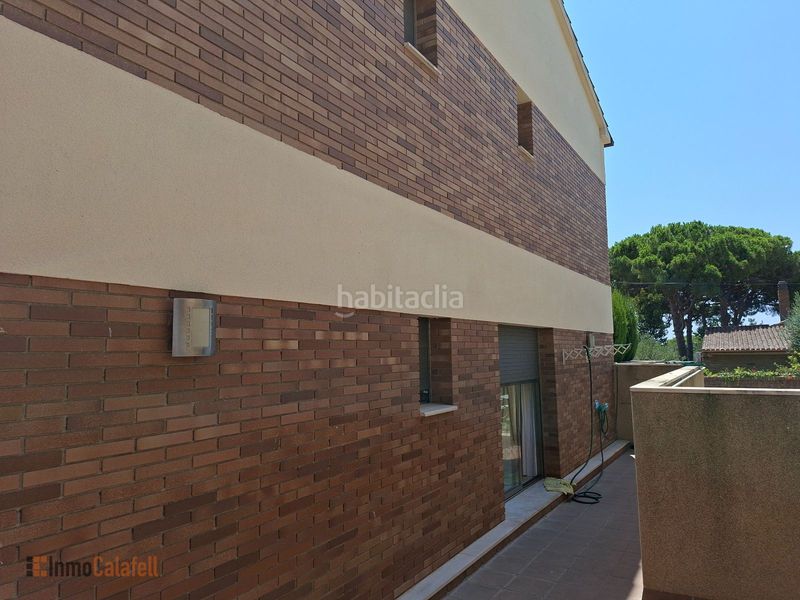 Foto 6c4f0671-8dc7-4a1d-855a-ae9c60ef8f75. Casa adossada amb aparcament piscina a Bonavista Vendrell (El)