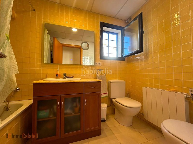 Foto 5d0b742e-b728-4611-bcd9-78b3ed655ac6. Casa adossada amb calefacció aparcament a Bellamar Calafell