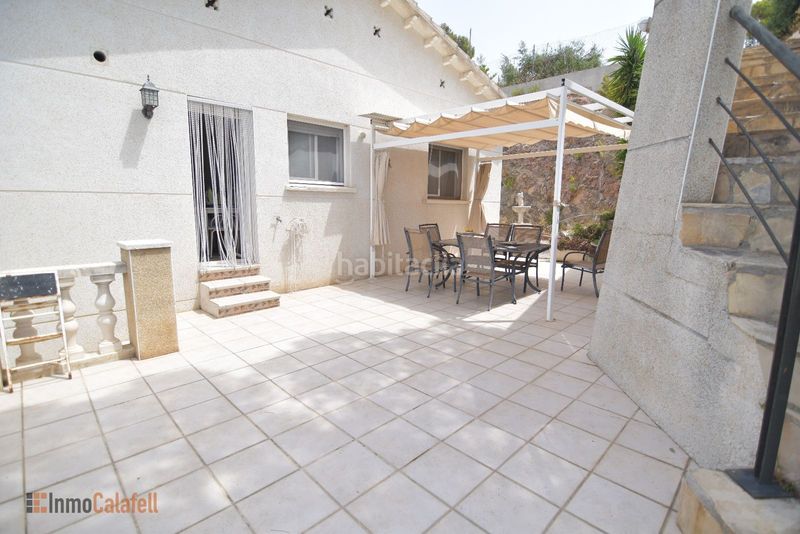 Foto f04bb9e4-f711-4729-b9b9-23e545897d9e. Casa adossada amb calefacció aparcament piscina a Roda de Barà
