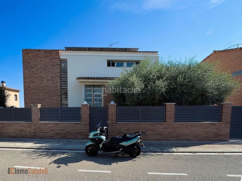 Foto aaddcfa4-5729-4fd8-b13f-2b967821233e. Xalet amb calefacció aparcament piscina a Ciutat jardí Bonanova Calafell
