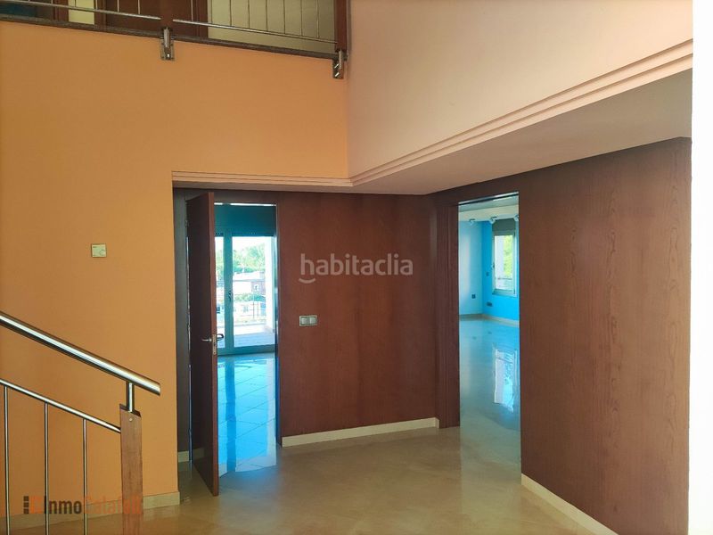 Foto fa2f5629-c158-40fd-8a7d-37802f3ba112. Xalet amb calefacció aparcament piscina a Ciutat jardí Bonanova Calafell