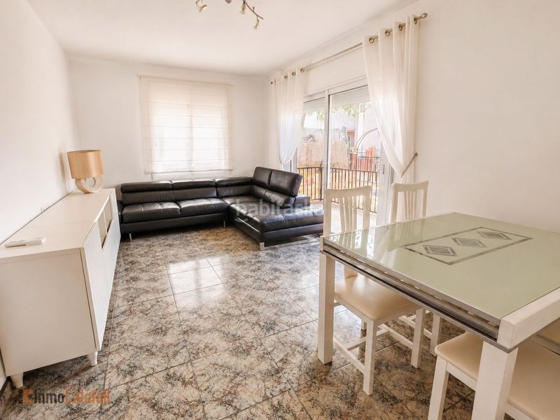 Foto a96e1e03-9abd-4877-9b4e-d2f19ed63c6e. Casa bifamiliare in xile 3 in Segur de Calafell nucli urbà Segur de Calafell