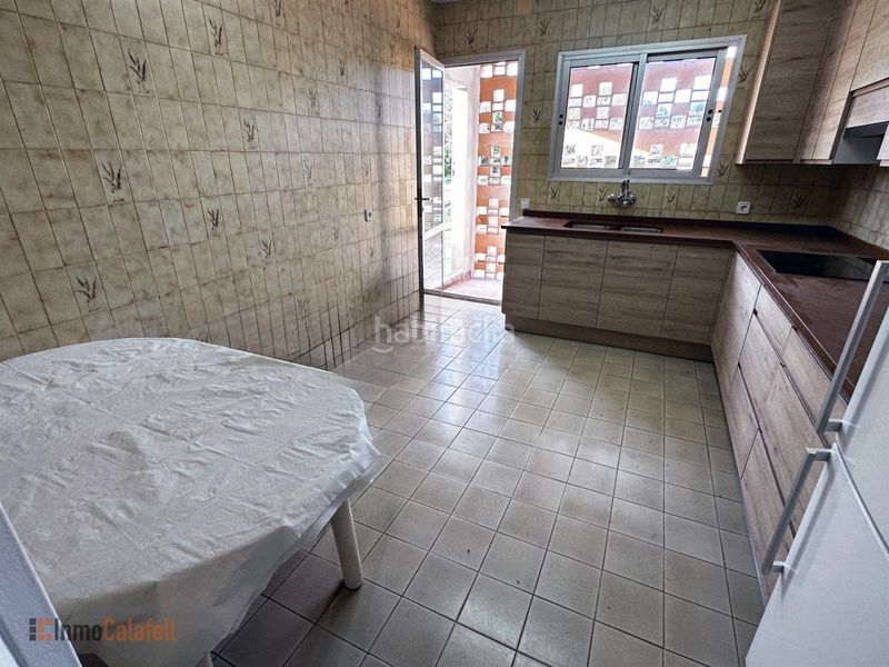 Foto 72d99486-45f9-4b90-8e53-3d9ce9cd375d. Casa adossada amb calefacció aparcament a Calafell residencial Calafell
