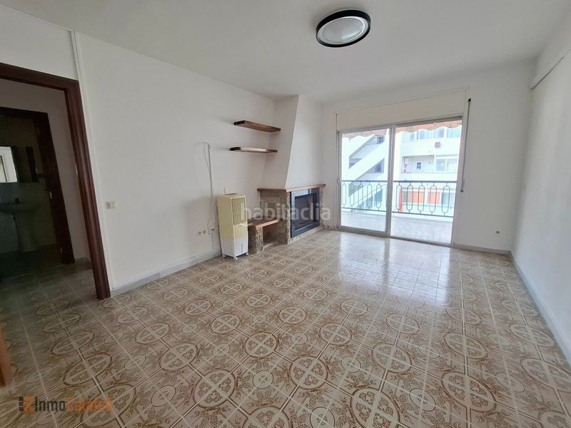 Foto 4a4fdaed-fdf0-4372-9962-633bb584041b. Appartamento con riscaldamento in Cunit residencial Cunit