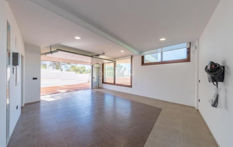 Foto d18654d6-0bad-42db-81a5-f8ab86ccb591. Xalet amb calefacció aparcament piscina a Urbanizaciones Benidorm