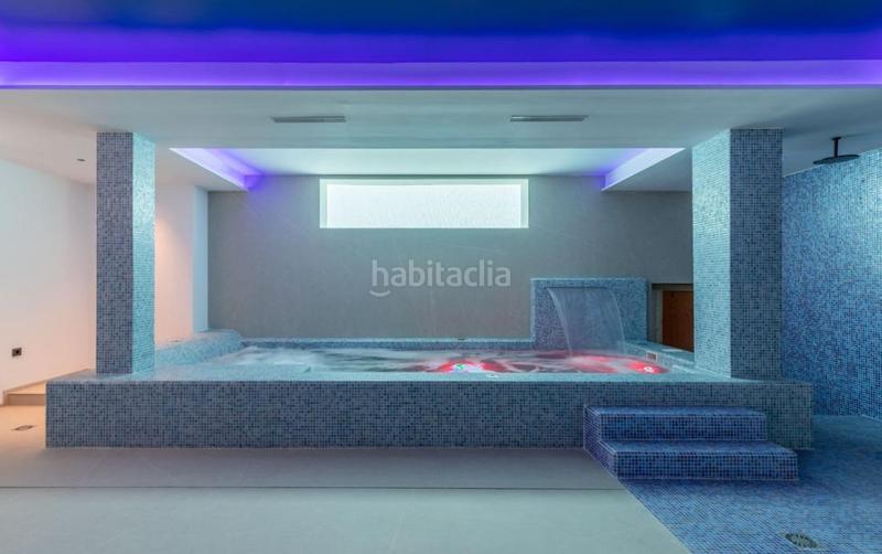 Foto d8e56ef4-b7db-4624-8894-7a6a41cfcadc. Xalet amb calefacció aparcament piscina a Urbanizaciones Benidorm