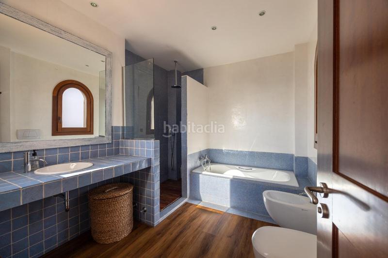 Foto cb3e065d-a810-4ef2-897d-9f7d6f6ee710. Chalet avec parking piscine dans Golf Bahía Finestrat