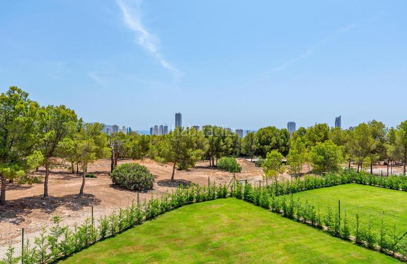 Foto 5e34ea6c-27f4-45db-bb2e-67787e9db5cd. Xalet amb aparcament piscina a Golf Bahía Finestrat