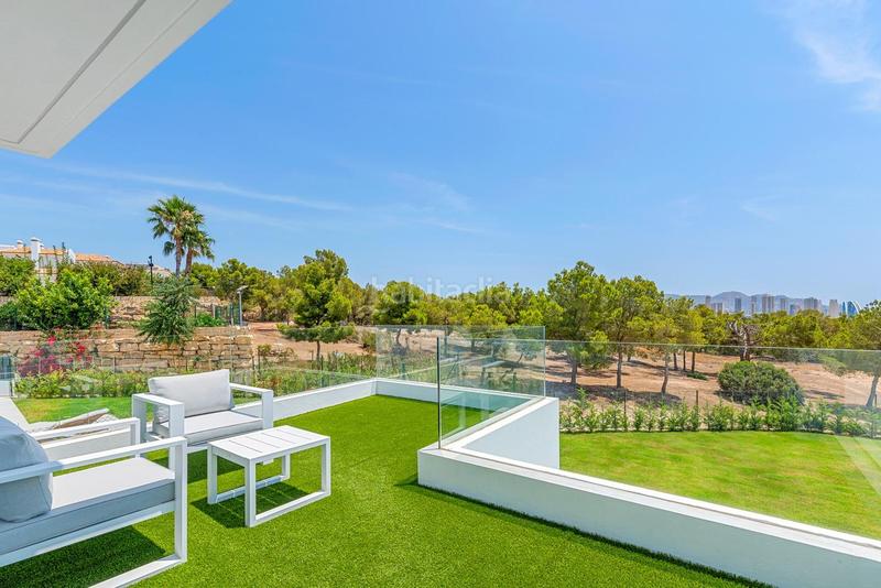 Foto 81b495f6-2952-43ab-8125-0e151ed855f1. Xalet amb aparcament piscina a Golf Bahía Finestrat