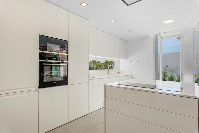 Foto c0dc0cf3-d1d8-43f7-ac54-a3117e10505e. Xalet amb aparcament piscina a Golf Bahía Finestrat