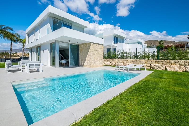 Foto 2e7454bf-788a-47f7-adb1-a70965c0b355. Xalet amb aparcament piscina a Golf Bahía Finestrat