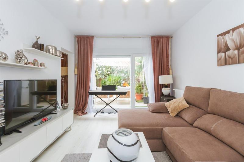 Foto 92495257-80e1-4d01-91b2-72fb0f7c75da. Casa a schiera con parcheggio piscina in Pedreguer