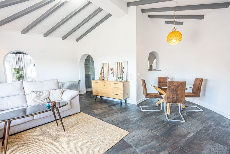 Foto 785d3908-6f6b-4ae1-b2ef-ec6215f14f78. Xalet amb aparcament piscina a Canuta Calp