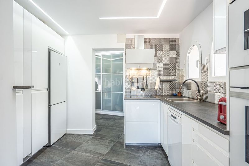 Foto d5f91087-a266-4ed8-b9d9-9ea138117722. Xalet amb aparcament piscina a Canuta Calp