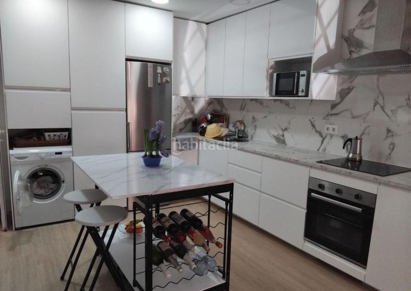 Foto 7738631d-5cb2-4f97-8d36-8b8d15a0fb92. Apartamento casa de esquina reformada en carrer jesus urrios en Vila Joiosa (la)