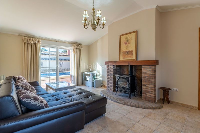 Foto e74a1978-08b3-480f-8ffb-550ce3f519f8. Xalet amb piscina a Xaló