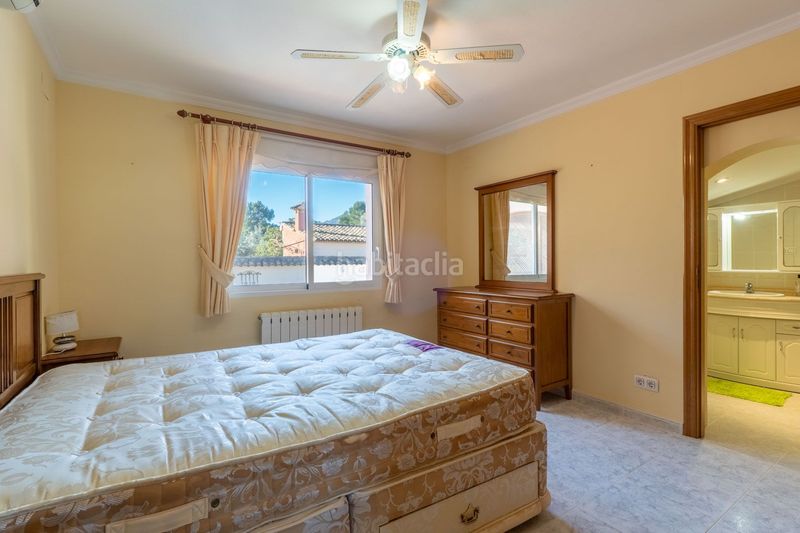 Foto f6362230-9daf-4d3c-ba7d-fe45174a755e. Xalet amb piscina a Xaló