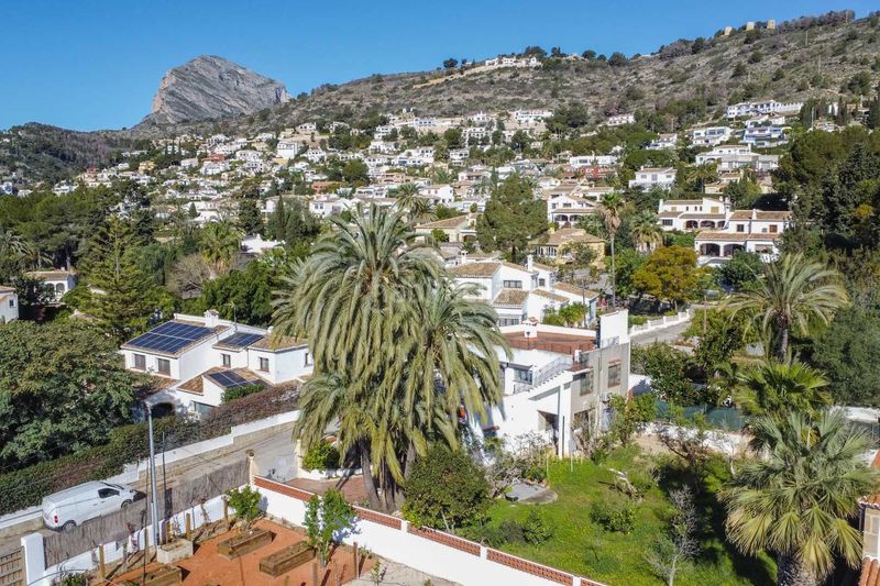 Foto f6ec26e1-db20-40de-9e6e-c339d8069d6e. Chalet en Centro Ciudad Xàbia
