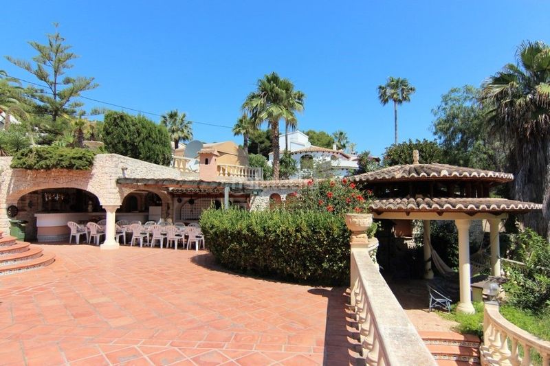 Foto ec870938-b2d3-46f2-8bd4-8e349f3016b9. Xalet amb aparcament piscina a Benissa pueblo Benissa