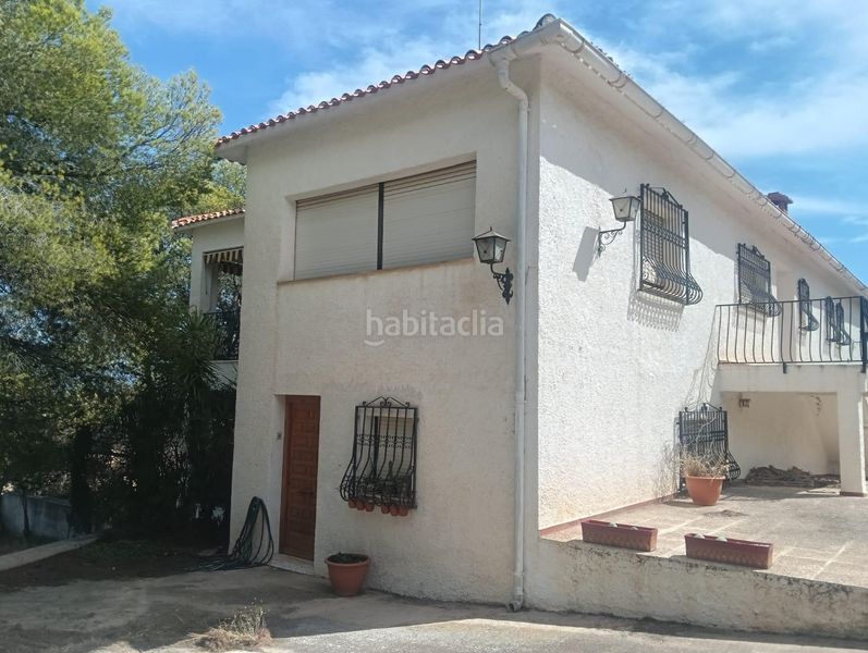 Foto bc0e3c04-16de-41e3-afbf-1f4ad728c628. Casa amb aparcament a La Nucia Pueblo Nucia (la)