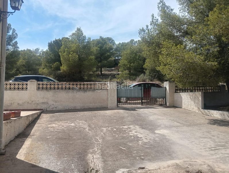 Foto e22283a6-4e7d-4bee-b599-39cccfe5ae94. Casa amb aparcament a La Nucia Pueblo Nucia (la)