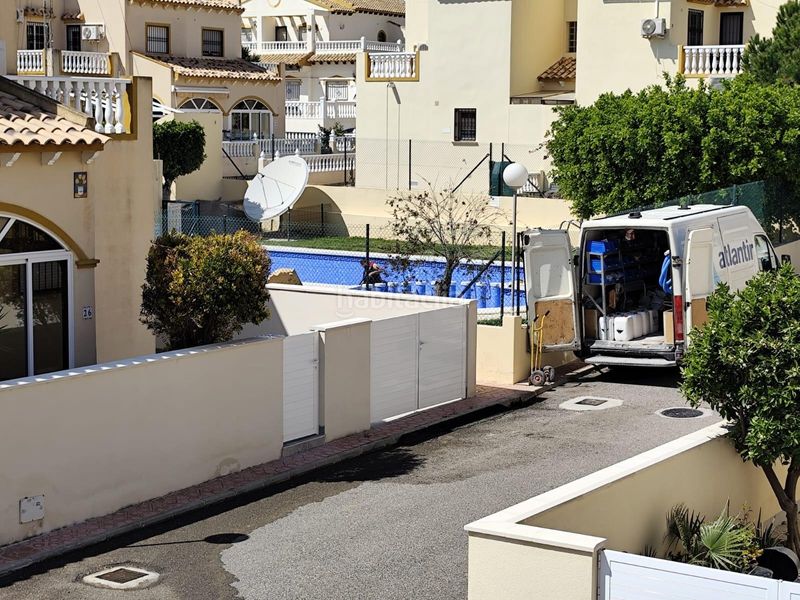 Foto 8af9cecd-6e80-44ed-a551-39205ce2ee38. Casa adosada en Playa Flamenca Orihuela