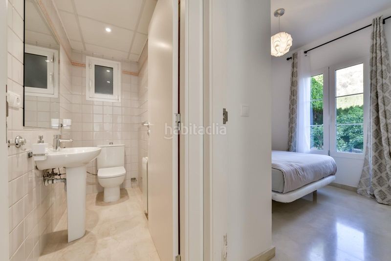Foto 9abd3c85-8b1b-4b14-a07b-e02fd17e91d5. Casa amb calefacció aparcament piscina a Golf Bahía Finestrat