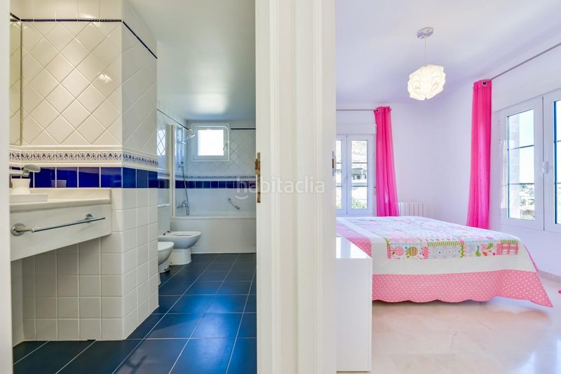 Foto f037a6d4-e589-40ee-8e6f-e9175fbcb2e6. Casa amb calefacció aparcament piscina a Golf Bahía Finestrat