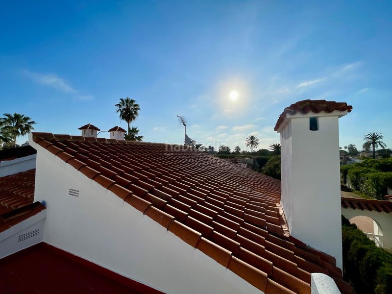 Foto 1628558a-d769-451e-af40-45beb2e475be. Casa adossada amb aparcament a Les Bassetes - El Marjal Dénia