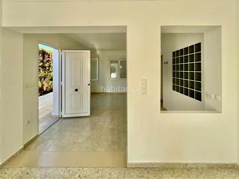 Foto 661374c8-55f8-4ff6-bd8f-c2443d9750e0. Casa adossada amb aparcament a Les Bassetes - El Marjal Dénia