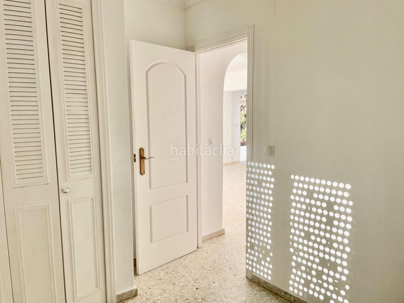 Foto d4fb5f83-8be8-471d-94da-48729e2eb73f. Casa adossada amb aparcament a Les Bassetes - El Marjal Dénia