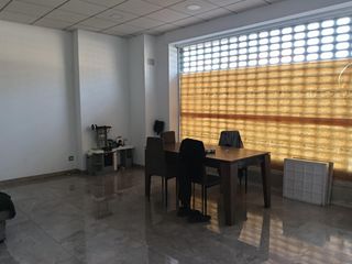 Local Comercial a Centro Urbano. Oportunidad única local comercial