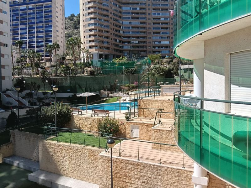 Foto 50bb8f1f-5d17-4c79-88eb-44b8d5f55781. Apartament amb aparcament a Mirador de la Cala-Benimar Vila Joiosa (la)