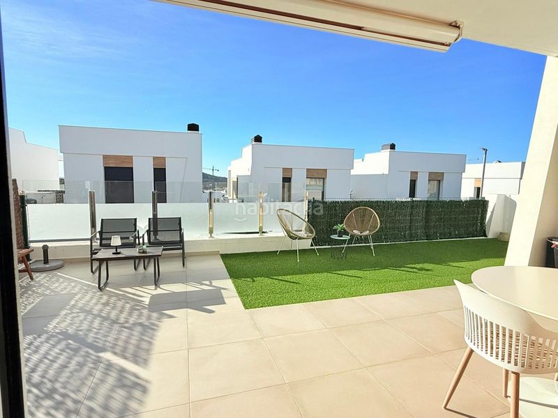 Foto 7d1804f2-148e-43b2-9e24-ccbd9791a92e. Dúplex amb calefacció aparcament piscina a Finestrat pueblo Finestrat
