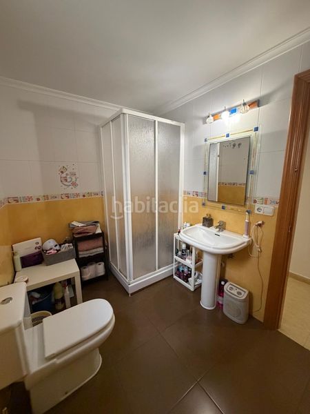 Foto b4dbf4d0-8023-4ec2-8ed1-09a944aaf935. Dúplex amb calefacció a La Nucia Pueblo Nucia (la)
