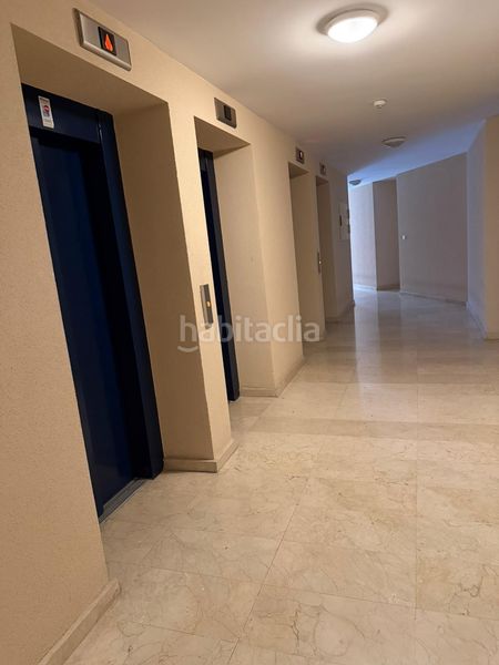 Foto 5d7c089f-b2a8-4647-84a5-a7867cc7755b. Apartament amb aparcament piscina a Via Parque Benidorm