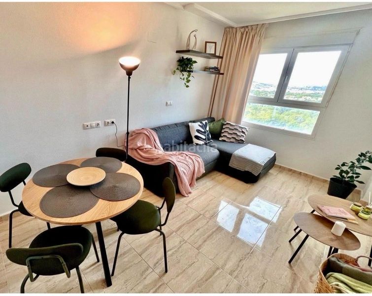 Foto b4e5e3af-cfb5-4141-9048-ec31517b3c21. Apartament amb calefacció aparcament a Levante Alto Benidorm