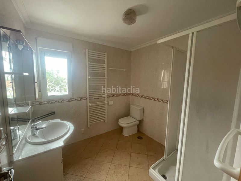 Foto 7a0afcd7-b7fd-40d7-8812-5a9ec7b62cf5. Xalet amb calefacció aparcament piscina a Busot