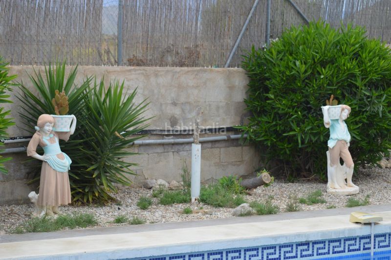 Foto ee818ec1-bc03-4435-913c-625d4e69d295. Xalet amb calefacció aparcament piscina a Busot