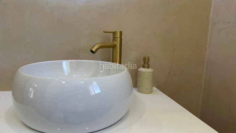 Foto bf28e069-1bb9-4113-b815-e5e73945cf88. Apartament amb piscina a Puerto Calp