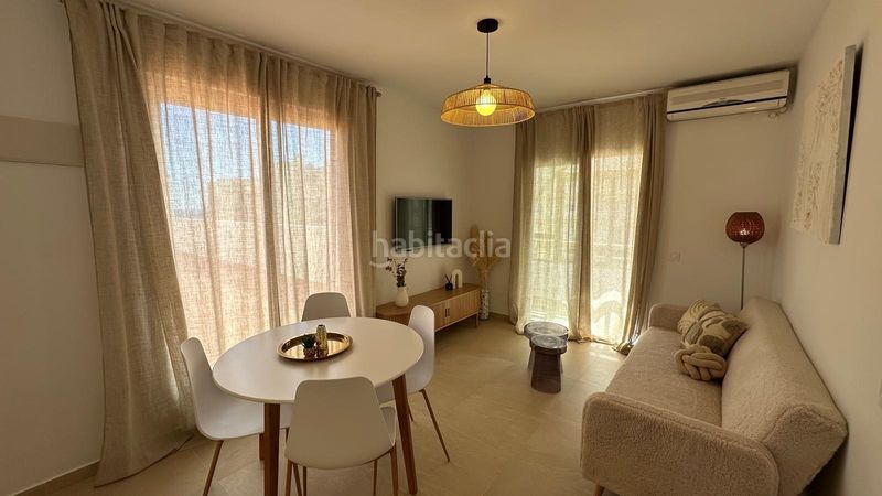 Foto fc5c51da-1c8b-4a9b-89a5-78b8721bb703. Apartament amb piscina a Puerto Calp