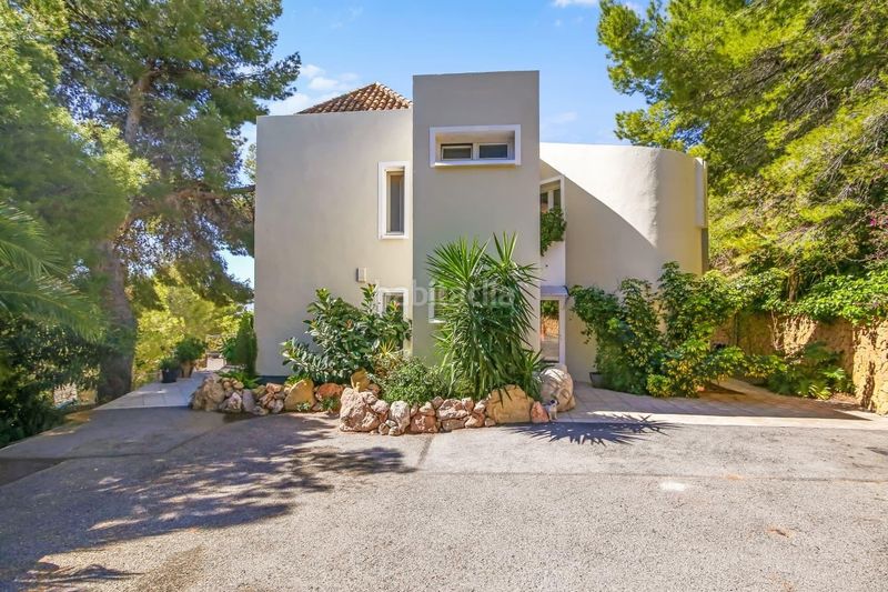 Foto ed9dd638-d99a-484a-b673-c1ad9585f2f4. Casa amb aparcament a Callosa d´en Sarrià