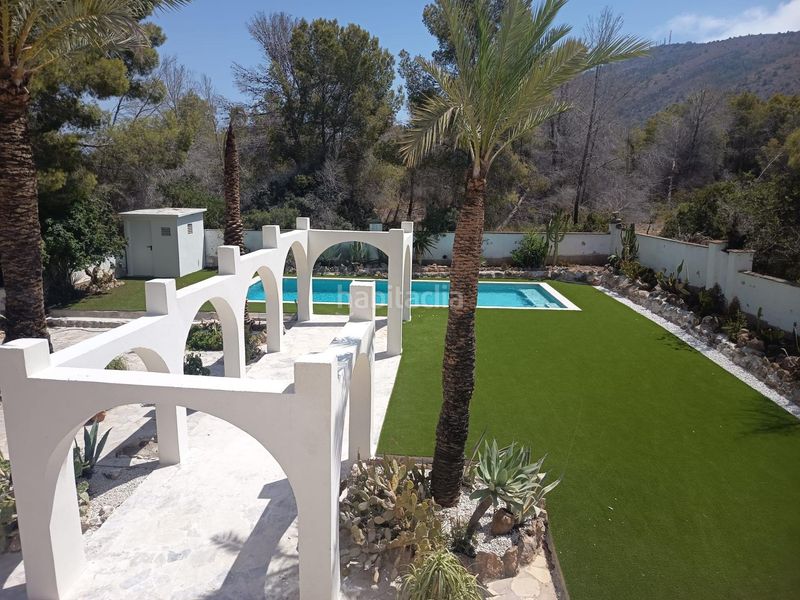 Foto eecc4133-26af-49d3-b8f3-a84c584ed115. Xalet amb aparcament piscina a L´Albir Alfàs del Pi (l´)