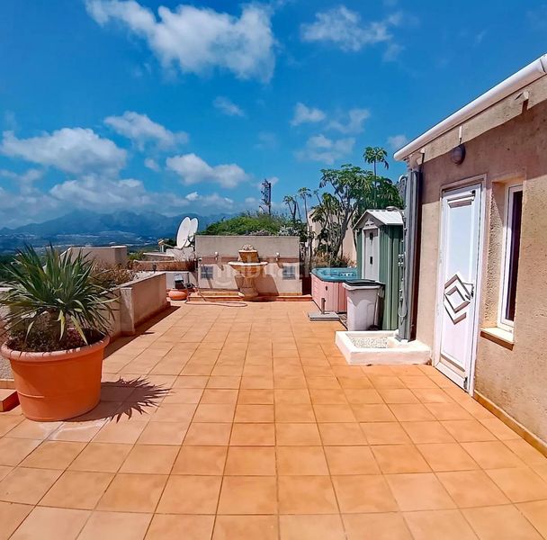 Foto c554329f-4ac1-4272-b135-4b33b959ae5d. Àtic amb calefacció aparcament piscina a Altea la vella Altea