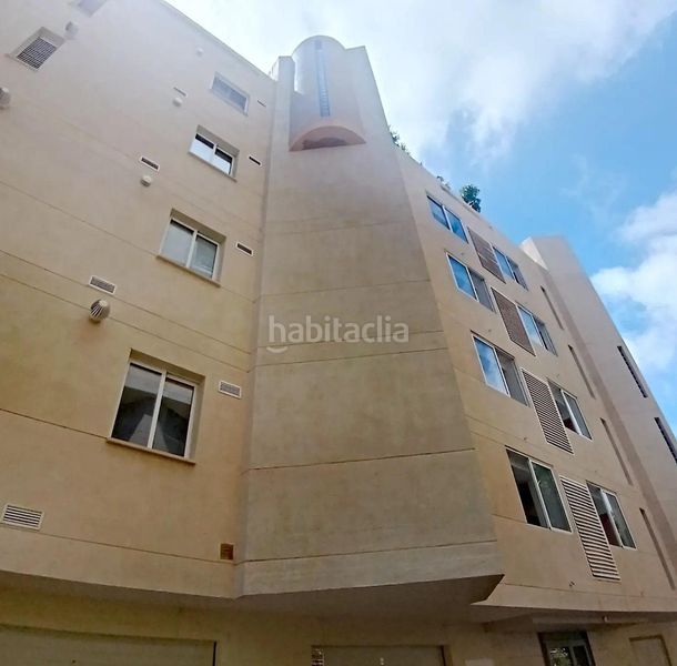 Foto d6ac09a8-72a7-4c96-8e4b-af45794e75fb. Àtic amb calefacció aparcament piscina a Altea la vella Altea