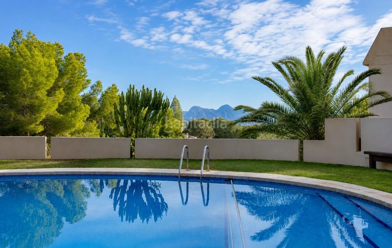 Foto fee4c22f-3753-42b9-b29a-de842017f34b. Àtic amb calefacció aparcament piscina a Altea la vella Altea